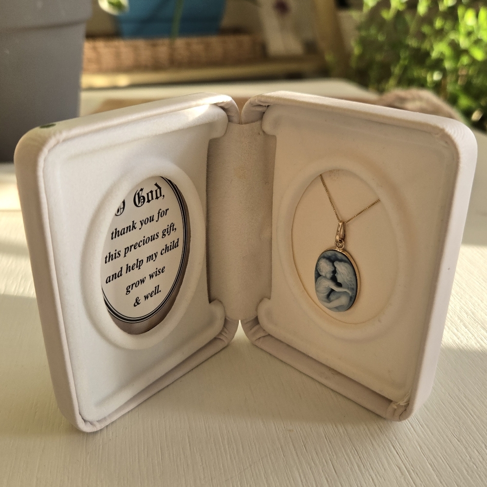Mother & Child Necklace